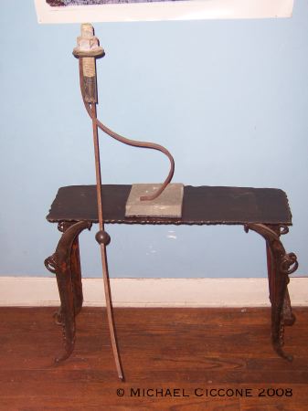 Screw with Rolling Ball